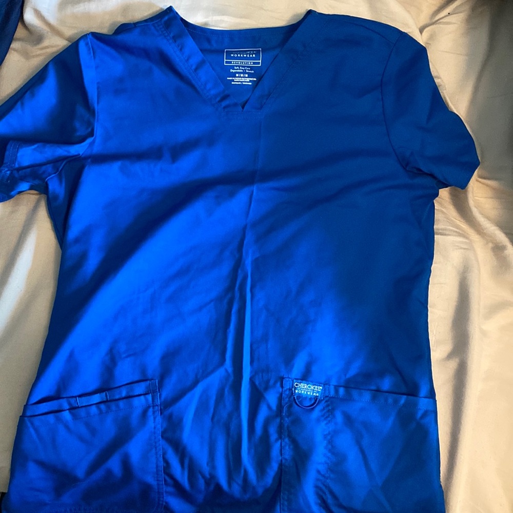 Cherokee work wear scrub top